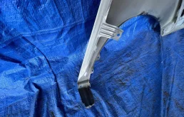 Крылья для Toyota Alphard 2008 года на фотографиях