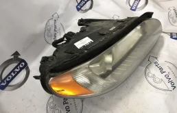 Фара ксенон правая для Volvo S80 на фотографиях