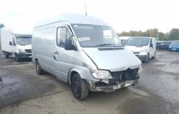 Mercedes-Benz Sprinter 2.2D (109Hp) (611.981) RWD MT в разборе у CARVentum
