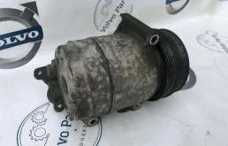 Компрессор кондиционера для Volvo C30 2008 года на фотографиях
