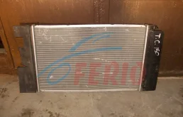 Радиатор охлаждения ДВС для Toyota Corolla на фотографиях