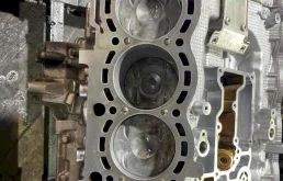 Двигатель без навесного для Audi A8 на фотографиях