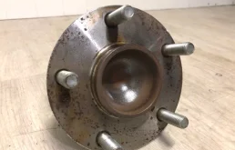 Ступица колеса задняя левая для Mitsubishi ASX на фотографиях