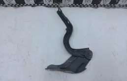 Петля капота левая для Hyundai Solaris 2021 года на фотографиях