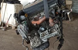 Двигатель без навесного для Toyota Alphard 2003 года на фотографиях