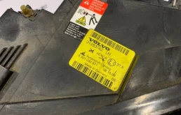 Фара ксенон левая для Volvo C30 на фотографиях