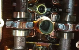 Двигатель без навесного для Kia Rio 2010 года на фотографиях