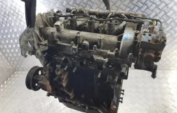 Двигатель без навесного для Fiat Doblo 2018 года на фотографиях