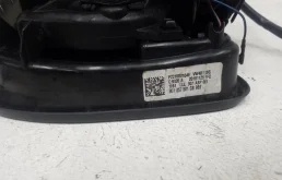 Зеркало боковое левое для Volkswagen Passat 2020 года на фотографиях