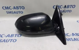 Стекла и зеркала для Audi A8 2010 года на фотографиях