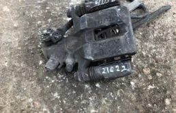 Суппорт задний левый для Honda Civic 2005 года на фотографиях