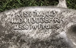 Амортизатор передний левый для Audi Q7 на фотографиях