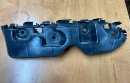 Кронштейн переднего бампера левый для Renault Duster HS 2010-2015