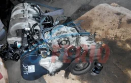 Двигатель без навесного для Dodge Caravan на фотографиях