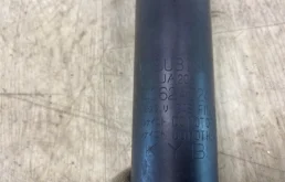 Амортизатор передний левый для Mitsubishi Pajero на фотографиях