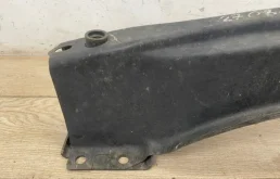 Усилитель заднего бампера для Volkswagen Touareg на фотографиях