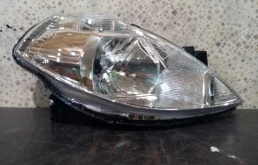 Правая фара (26010EM00A) для Nissan Tiida C11 Хэтчбек 2007-2014