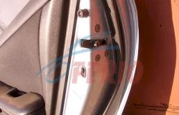 Дверь задняя левая для Toyota Corolla 2002 года на фотографиях