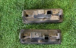 Фонарь подсветки номера левый с разёмом для Volvo V40 2013-2017