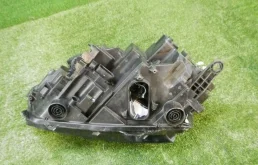 Фары для Skoda Rapid 2024 года на фотографиях