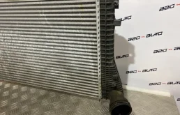 Интеркулер для Volkswagen Passat 2006 года на фотографиях