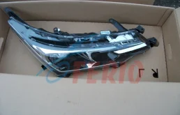 Фары для Toyota Corolla 2016 года на фотографиях