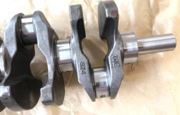 Коленвал для Mitsubishi Outlander 2011 года на фотографиях