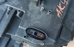 Фара правая для Opel Insignia 2008 года на фотографиях