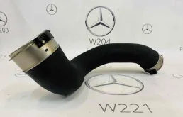 Патрубок интеркулера левый (A2045282582) для Mercedes-Benz C class W204 2007-2014