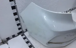 Бампер задний для Toyota Corolla 2023 года на фотографиях