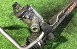 Рулевая рейка для BMW X3 2009 года на фотографиях