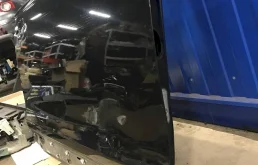 Двери для Audi Q7 2015 года на фотографиях