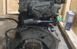 Двигатель с навесным G4JS для Kia Sorento 1 BL 2002-2009