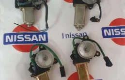 Мотор стеклоподъемника передний левый для Nissan Almera Classic на фотографиях