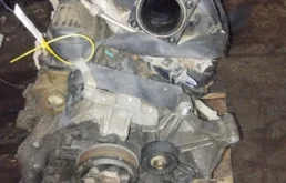 Двигатель без навесного для Chrysler Grand Voyager 2007 года на фотографиях