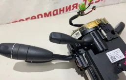 Подрулевой переключатель для Mercedes-Benz GL class 2010 года на фотографиях