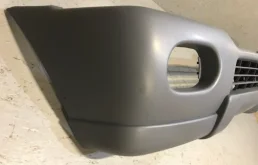 Бампер передний для Mitsubishi Pajero Sport на фотографиях