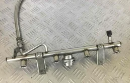 Топливная рампа для Mercedes-Benz C class CL203 2000-2008