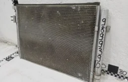 Радиатор кондиционера для Hyundai Solaris 2018 года на фотографиях