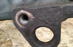 Кулак поворотный правый для Mitsubishi Pajero на фотографиях