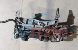 Компрессор пневмоподвески задний для Audi Q7 на фотографиях