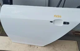 Двери для Opel Insignia на фотографиях