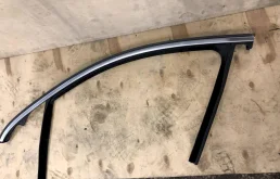 Молдинг двери передний левый для Mercedes-Benz GLE class Coupe С292 2014-2019