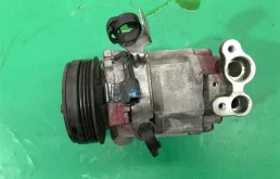 Компрессор кондиционера для Subaru Forester 2009 года на фотографиях