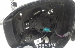 Стекла и зеркала для Land Rover Range Rover 2011 года на фотографиях