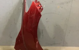 Крыло правое для Mazda CX 7 2006 года на фотографиях