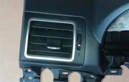 Подушка безопасности пассажира для Subaru Forester на фотографиях