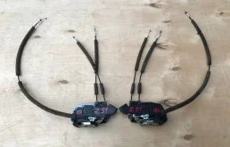 Замок задней правой двери для Nissan Note на фотографиях