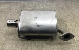 Задняя часть глушителя для Subaru Forester на фотографиях