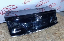 Крышка багажника для Hyundai i40 2012 года на фотографиях